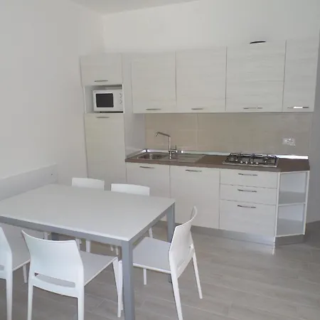 Ferienhaus Fuer 7 Personen Ca 70 Qm In Bibione, Adriakueste Italien Und Umgebung بيت للعطل *